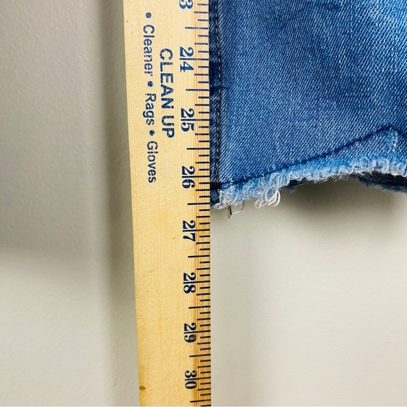 Old Navy Sky Hi Straight Extra High Rise Jeans - Picture 5 of 8